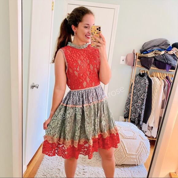 ALEXIS Lace Mini Dress Small - Picture 1 of 11